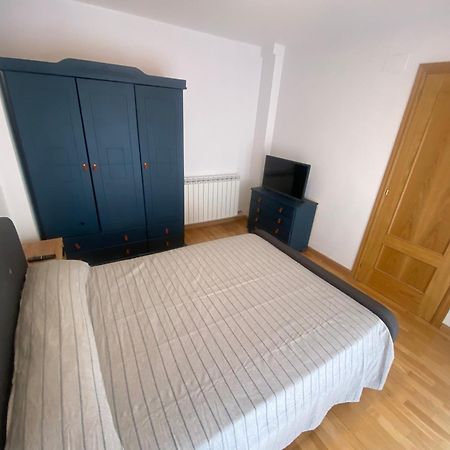 Apartamento Centrico Con Garaje Хака Экстерьер фото