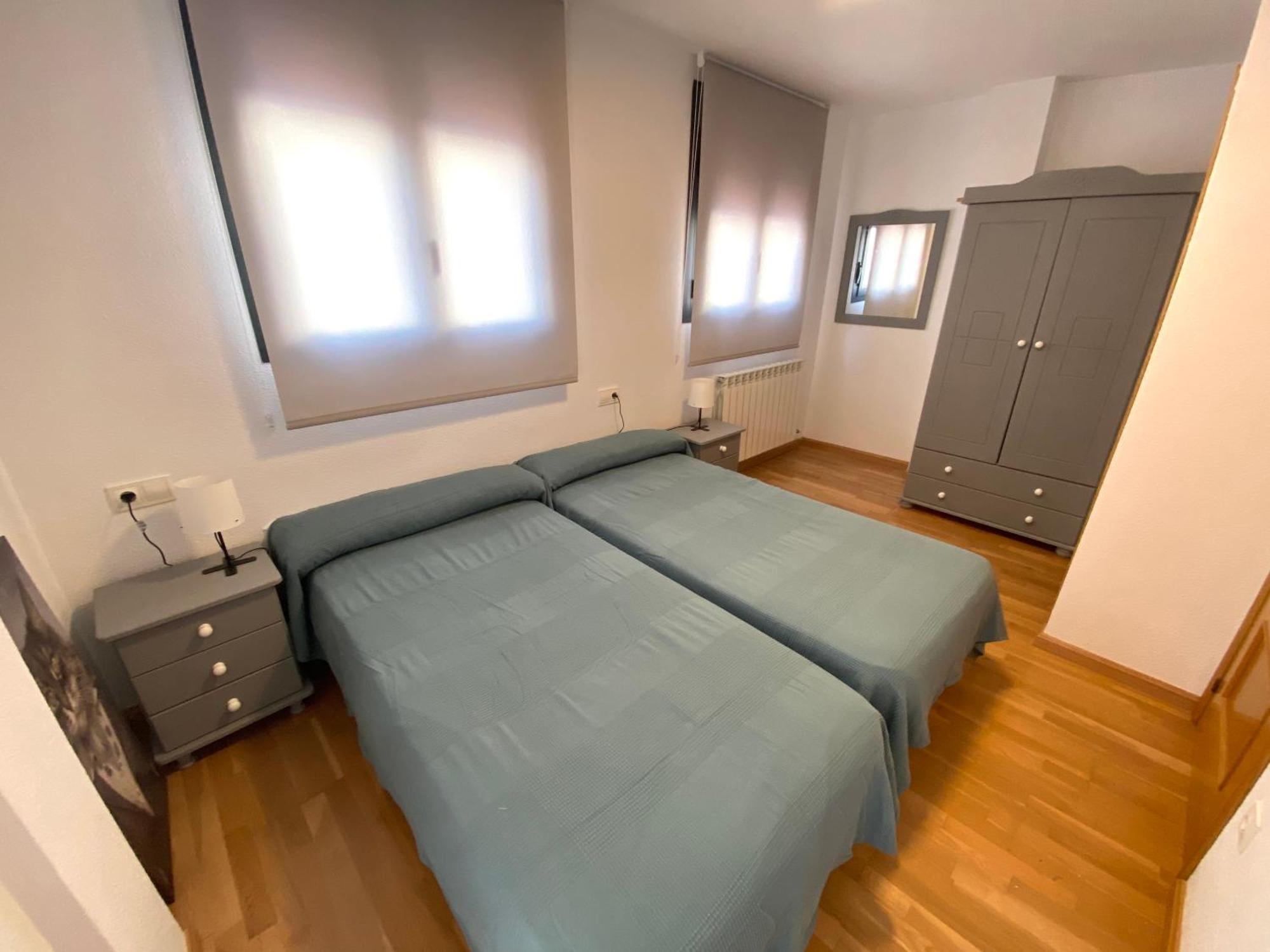 Apartamento Centrico Con Garaje Хака Экстерьер фото